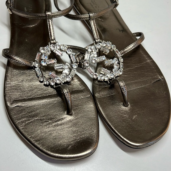 Gucci Gold Metallic Leather Crystal Embellished Thong Flat Sandals US 8.5 EU37.5 - Picture 3 of 16
